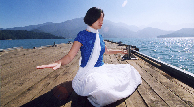 Пятое упражнение Фалунь Дафа включает в себя медитацию, но главное сознание остаётся ясным